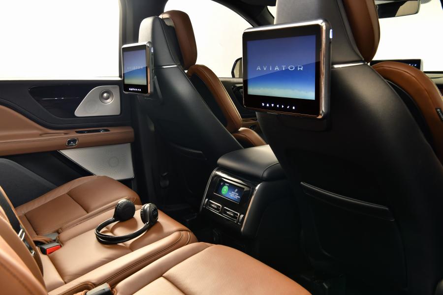 Интерьер Lincoln Aviator Grand Touring 2019 года  (CN) (фото 11 из 20)